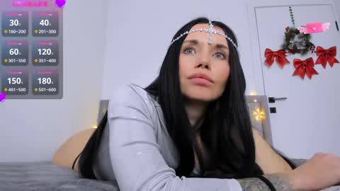 may_xx online show from December 24, 6:33 am