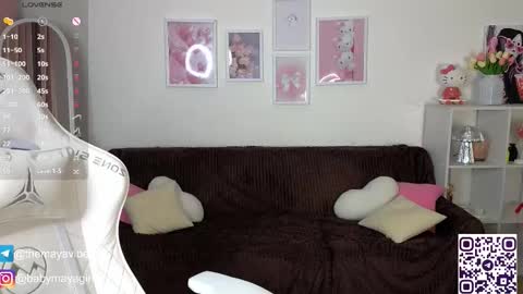 Maya online show from October 25, 3:36 am