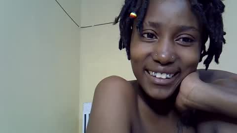 Snapshot of maya_melody chatting on February 6, 3:15 pm maya_melody online show from February 6, 3:15 pm