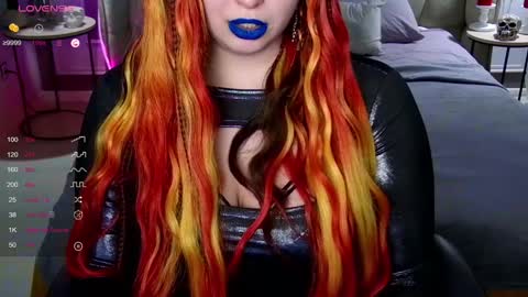 Maya Mils online show from January 19, 4:01 am