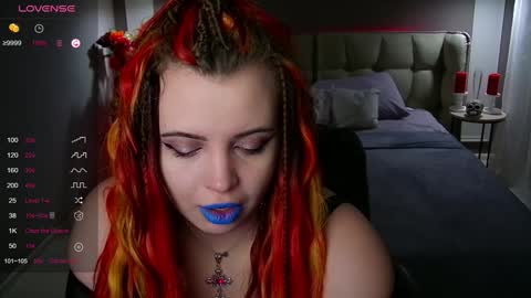 Maya Mils online show from January 27, 1:05 am