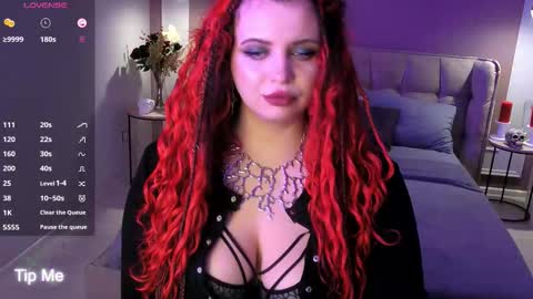 Maya Mils online show from March 21, 1:10 am