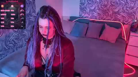 Snapshot of maya_mils chatting on July 20, 1:09 am Maya Mils online show from July 20, 1:09 am