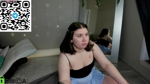 Maya online show from May 17, 1:03 am