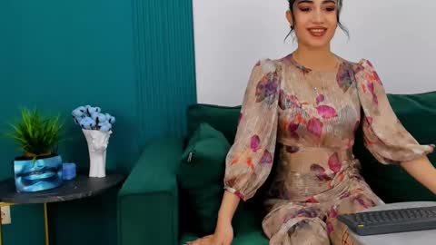 Maya online show from February 23, 2:25 pm