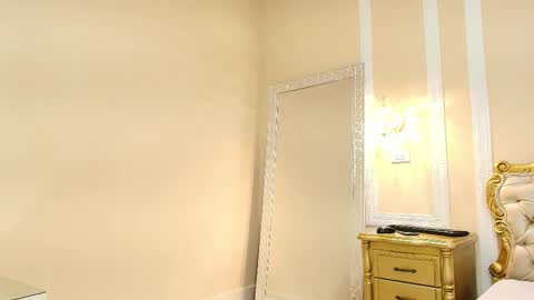 M A Y A  B A K E R online show from February 13, 10:28 pm