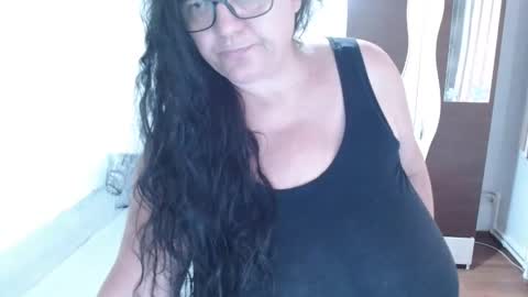 Snapshot of mayabbw50tits chatting on September 17, 9:33 am Maya online show from September 17, 9:33 am