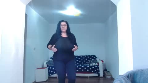 Maya online show from January 8, 6:48 am