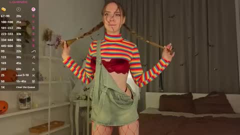 My name is Kara  online show from October 30, 8:42 pm