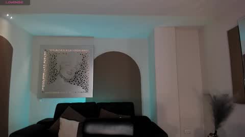 Maya online show from March 10, 3:44 am