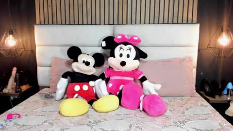 Snapshot of mayarusell01 chatting on January 29, 5:35 pm Nicolle Ruselle Hello my lovely schedule for great fun from 630 am and end 800 pm Colombian time I wait for you online show from January 29, 5:35 pm
