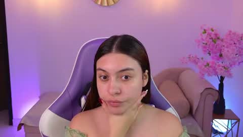 Maya Vexx online show from June 30, 7:04 pm
