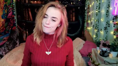 maybe_yours333 online show from May 27, 11:51 am