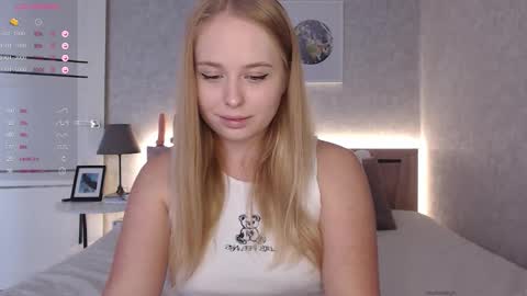 Snapshot of maybebabyx chatting on October 9, 6:11 am maybebabyx online show from October 9, 6:11 am