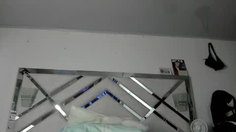 Maybelline69 online show from January 7, 5:37 pm