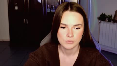 Snapshot of maybloom_ chatting on January 5, 5:27 pm maybloom_ online show from January 5, 5:27 pm