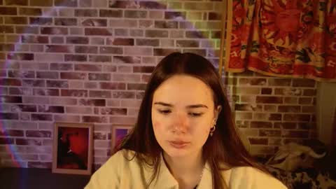 Snapshot of maybloom_ chatting on January 13, 9:14 am maybloom_ online show from January 13, 9:14 am