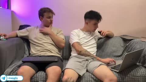 Slava and Alextatto online show from April 14, 9:54 pm