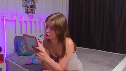 Ann online show from November 8, 7:12 pm