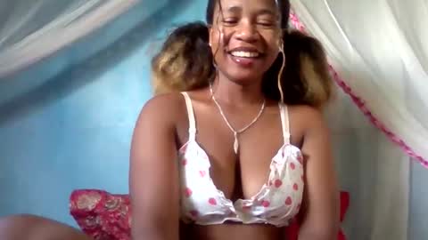 mayrah online show from May 6, 5:57 am