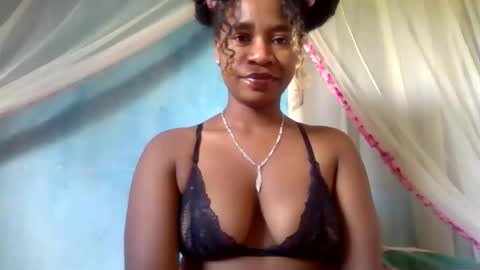 mayrah online show from May 10, 6:29 am