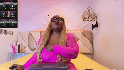 May online show from October 31, 3:40 am