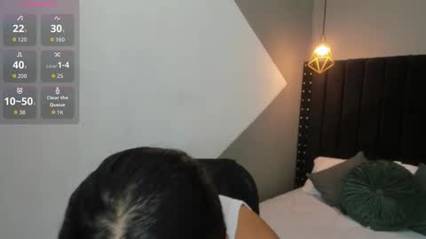 Mayu KIm online show from November 20, 11:10 am