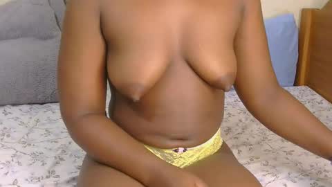 mazel_quincy online show from February 23, 3:15 am