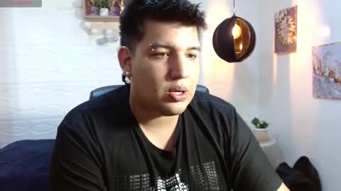 Snapshot of mazenrois chatting on January 10, 3:08 am mazen online show from January 10, 3:08 am