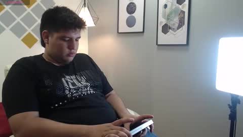 Snapshot of mazenrois chatting on January 15, 3:00 am mazen online show from January 15, 3:00 am