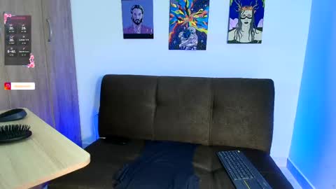 Snapshot of mazi__keen__ chatting on May 8, 11:21 pm Mazi keen online show from May 8, 11:21 pm