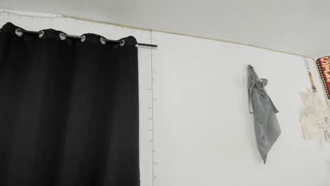 mazikeen_18 online show from December 9, 3:22 pm