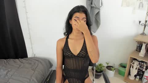 mazikeen_18 online show from December 10, 4:38 pm