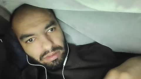 Snapshot of mazza04 chatting on February 19, 5:25 am mazza04 online show from February 19, 5:25 am