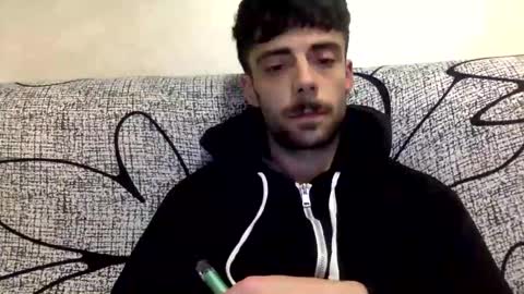 Snapshot of mazza9623 chatting on December 6, 10:41 pm mazza9623 online show from December 6, 10:41 pm