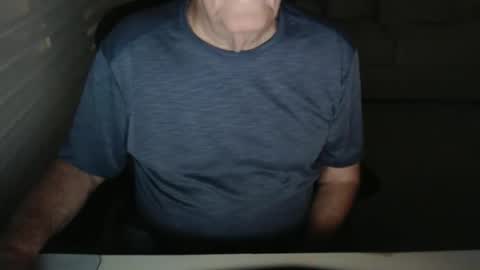 Snapshot of mbeastie chatting on January 9, 2:58 am Beastie online show from January 9, 2:58 am