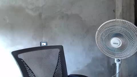 Mcgregor online show from November 15, 5:09 pm