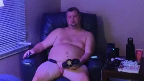 Snapshot of mckhero chatting on October 3, 12:07 am Sean online show from October 3, 12:07 am