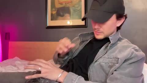 Snapshot of mcklister69 chatting on February 2, 2:10 am mcklister online show from February 2, 2:10 am