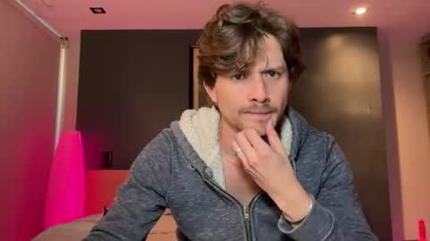 Snapshot of mcklister69 chatting on February 7, 5:27 pm mcklister online show from February 7, 5:27 pm