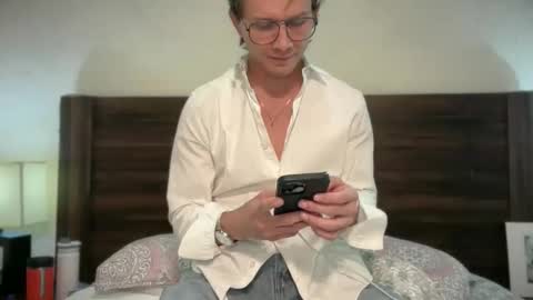 mcklister online show from March 5, 8:16 pm