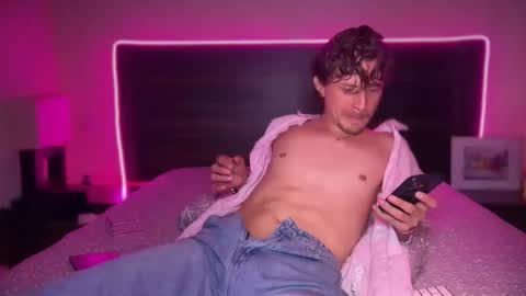 mcklister online show from March 25, 12:44 pm