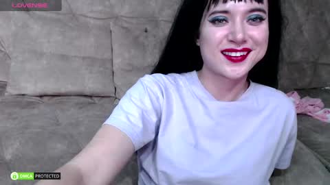 Snapshot of mckyle8 chatting on December 1, 4:29 pm Mckyle online show from December 1, 4:29 pm