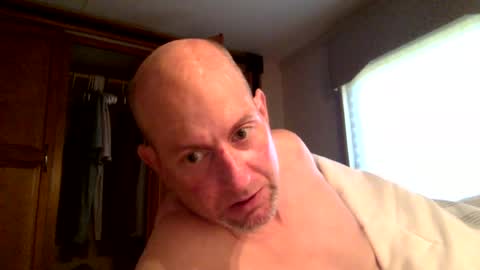 Snapshot of mcmillanwilliam chatting on July 21, 2:08 pm mcmillanwilliam online show from July 21, 2:08 pm