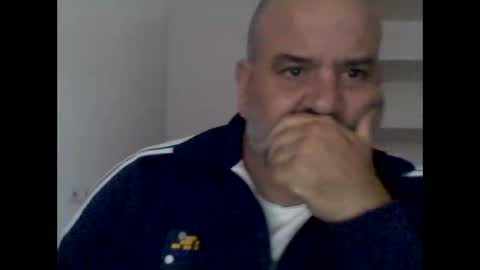 Snapshot of mcp7 chatting on October 19, 9:54 am mcp7 online show from October 19, 9:54 am