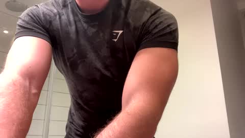 mcr8080 online show from December 30, 6:31 am