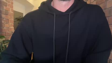 mcr8080 online show from October 1, 4:24 pm