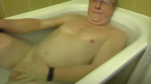 mcswis6 online show from February 23, 10:40 pm