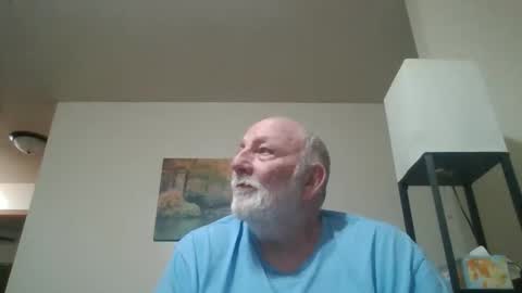 Snapshot of mdane99 chatting on February 25, 1:37 am mdane99 online show from February 25, 1:37 am