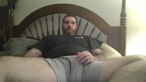 Snapshot of mdavis1six chatting on December 5, 1:25 am Davis online show from December 5, 1:25 am